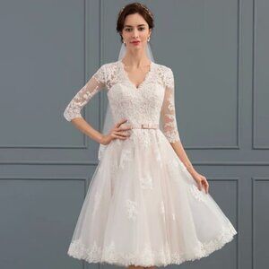 JJ's House Knee length wedding dress sz 2